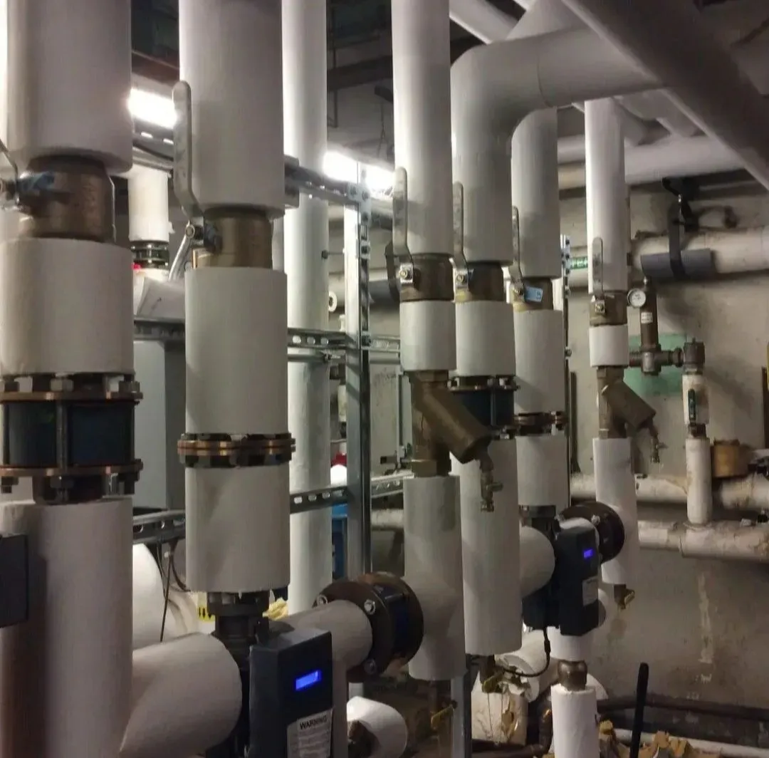 close air conditioning repair repairman on