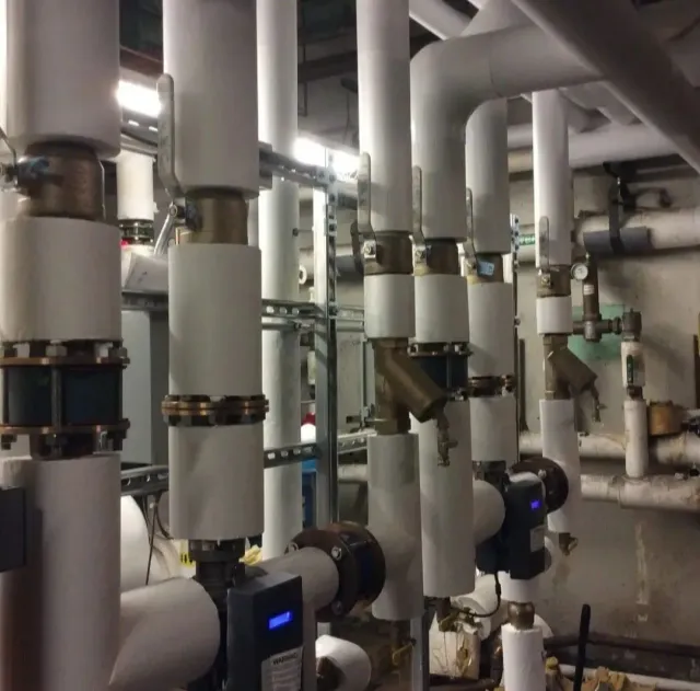 close air conditioning repair repairman on