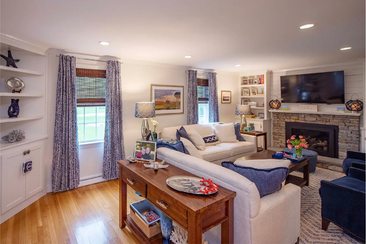 J. Kenneway / Awl Carpentry
