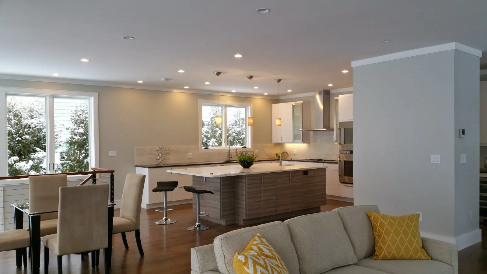 1201 Comm   Kitchen 2