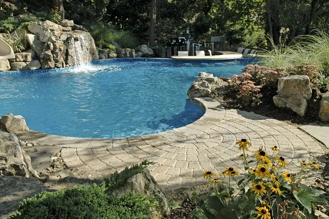 work photo from aquadreamsandspainc.com