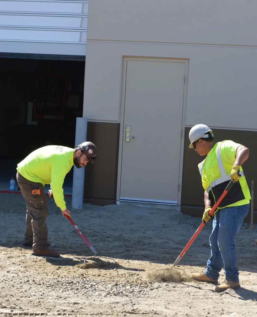🏗️ Great projects aren't built by one machine or one person.⁠
⁠
They're built by crews that work together, pay attention to the details, and take pride in doing the job right.⁠
⁠
#rykor #rykorcivil #construction #civilconstruction #teamwork #sitework #heavyequipment #jobsitelife