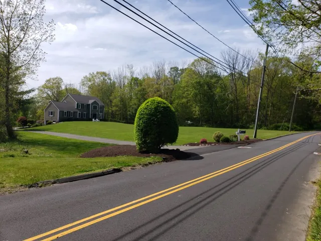 work photo from rolyslandscaping.com