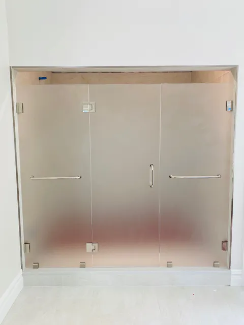 work photo from glassexpresssolutions.com