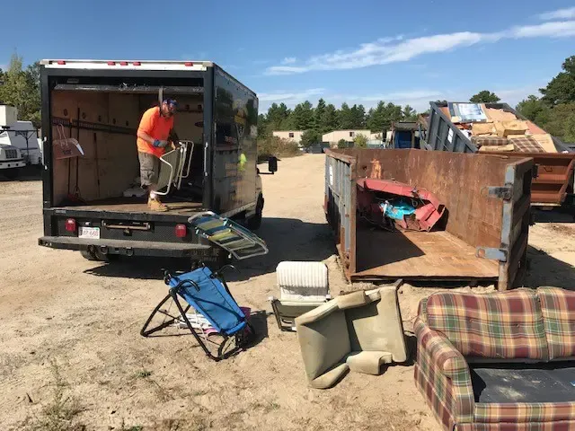 work photo from wasteawayjunkremoval.com