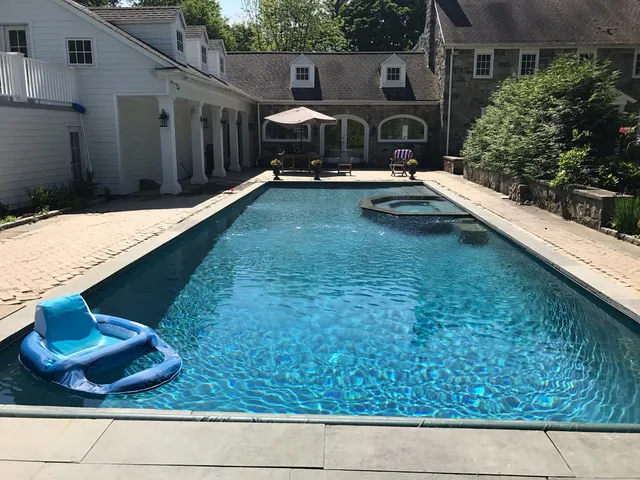 Rave Pools work photo