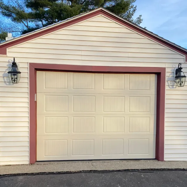 work photo from kellamgaragedoors.com
