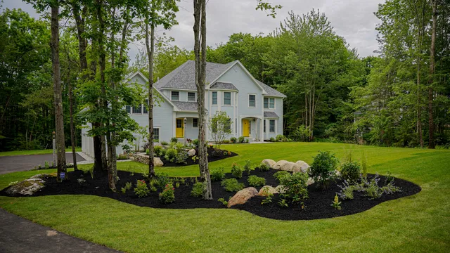 Willie C. & Sons Landscaping work photo