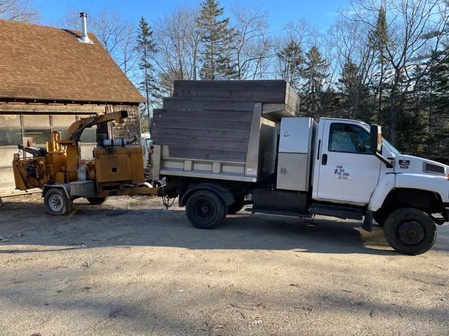 Squam Creek Tree Service work photo