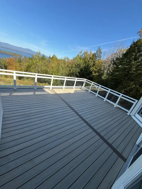 work photo from diamondwoodcontracting.com
