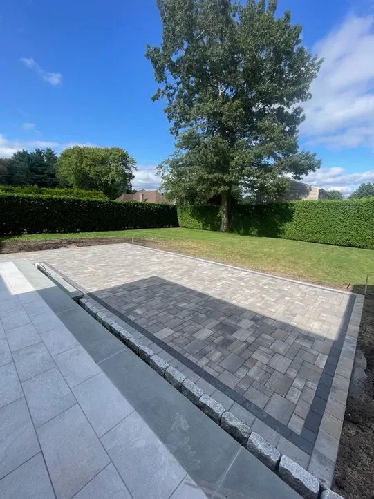work photo from greenworldlandscapingri.com
