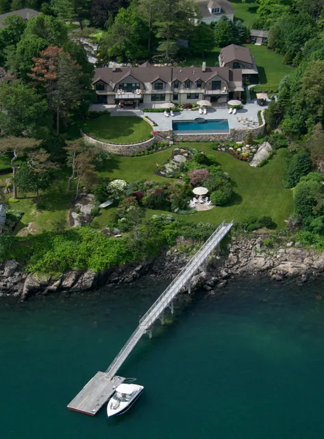 Tucker Architecture and Landscape