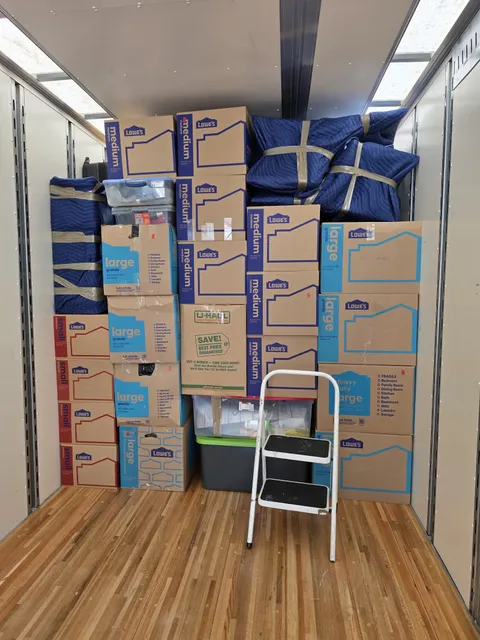 Exela Movers