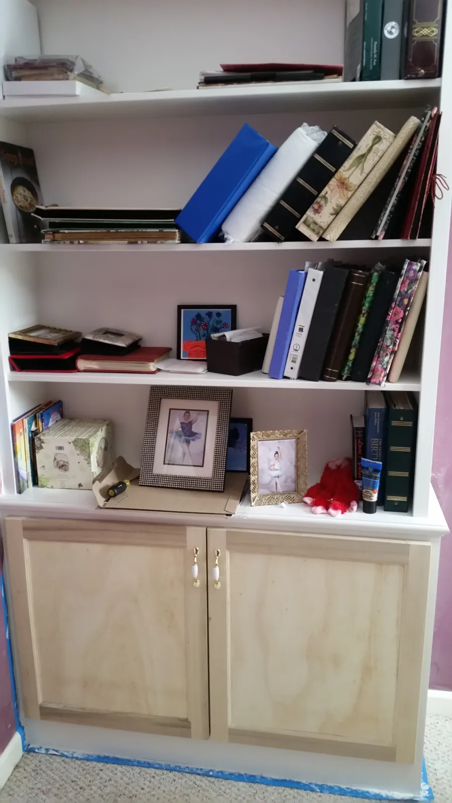 Built-in bookcase and cabinet carpentry