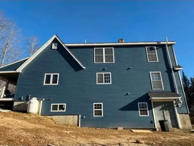 Siding 1.jpg