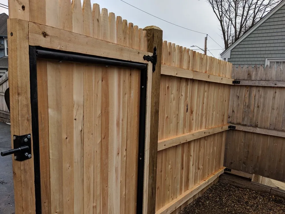 work photo from kennygfenceandrailings.com