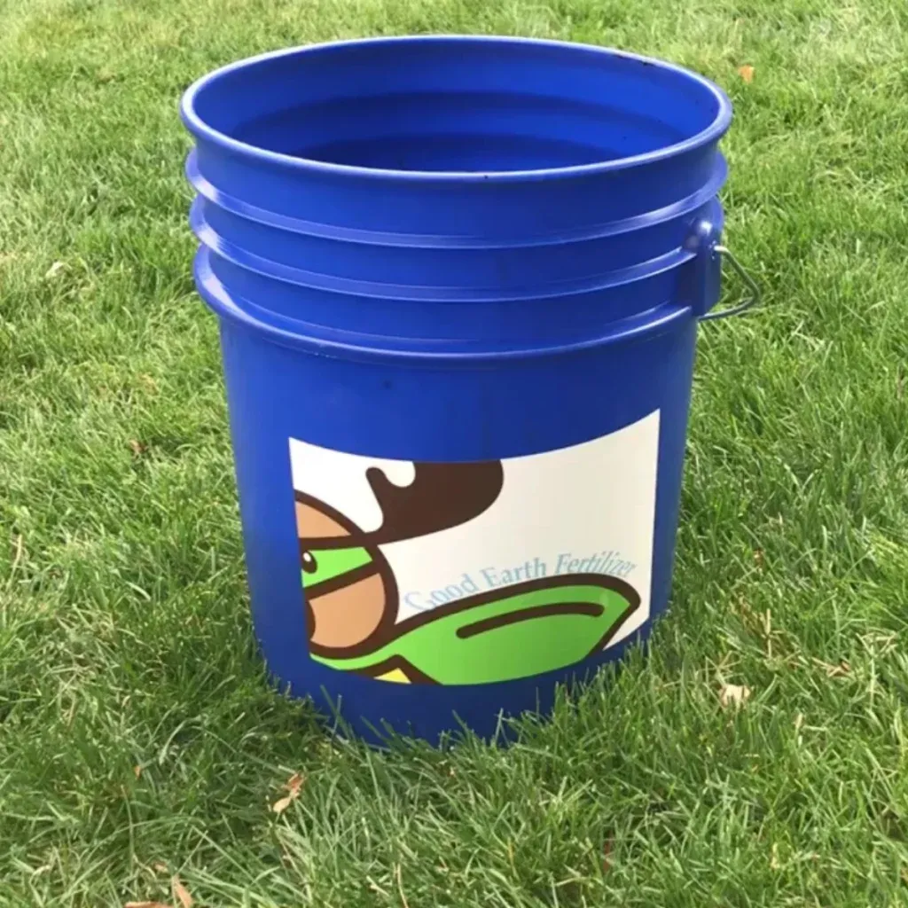 organic pet safe lawn fertilization service