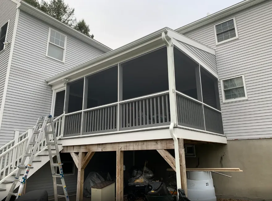 New screened porch