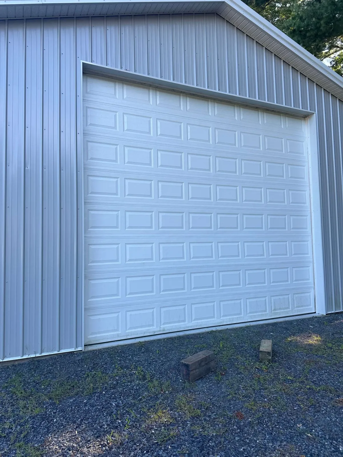 work photo from 5stargaragedoorsma.com