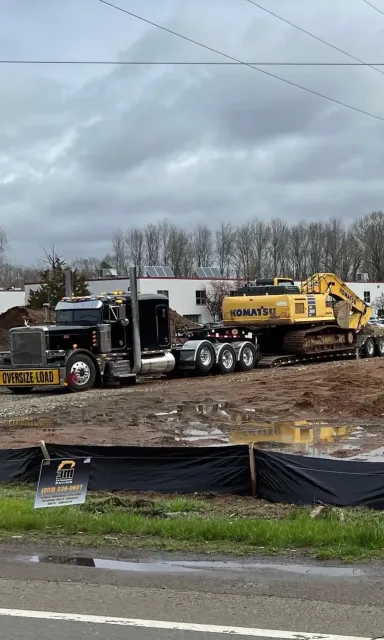 Asphalt paving