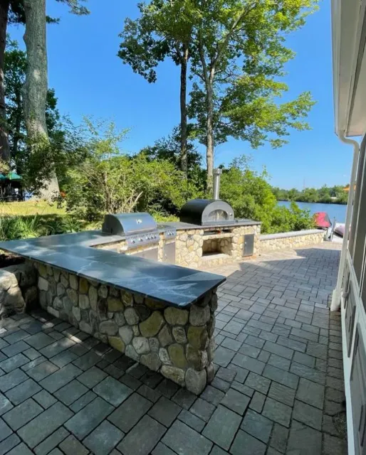 work photo from greenleaveslandscape.com