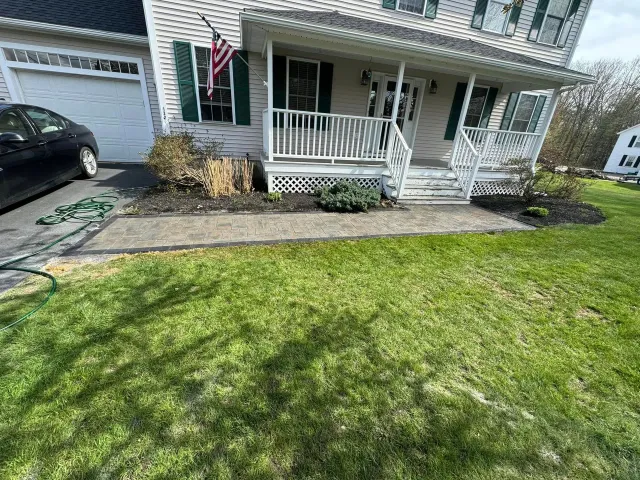work photo from ecolandscapingllc603.com