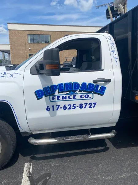 work photo from dependable-fence-company.com