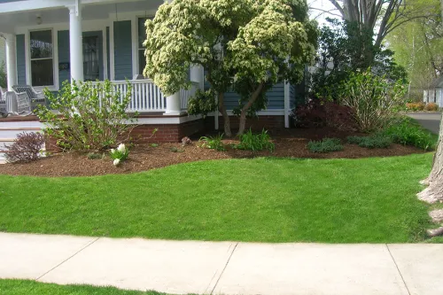 work photo from fourseason-landscaping.com