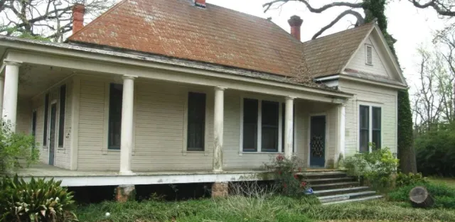 a dilapidated old house