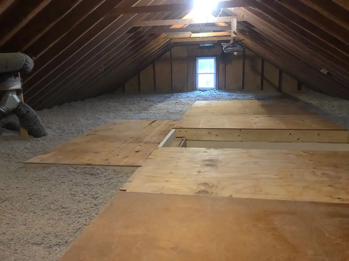 work photo from dolphin-insulation.com
