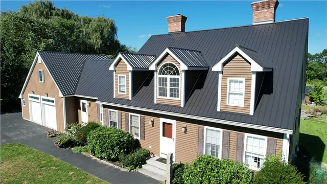 work photo from advancedmetalroofing.com