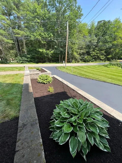 work photo from ecolandscapingllc603.com