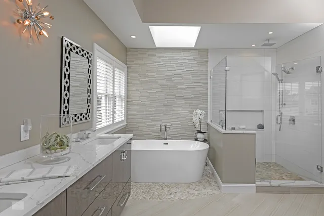 Elegant Edge