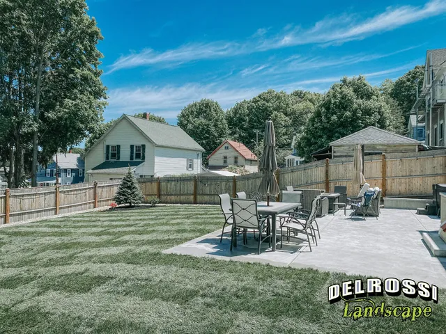 DELROSSI LANDSCAPE AND MAINTENANCE researched project photo