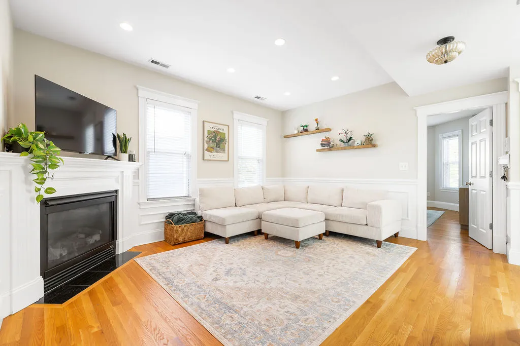 Zack Harwood Real Estate at Berkshire Hathaway HomeServices Warren Residential