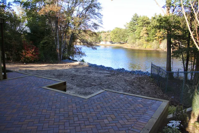 Frank's Landscaping Ltd work photo