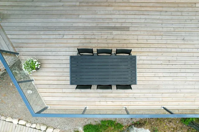 Deck repair and restoration