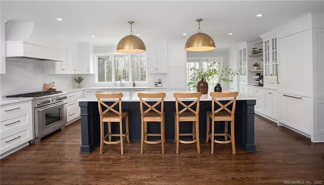 https://0201.nccdn.net/1_2/000/000/0f5/176/harris-kitchen-2.jpg
