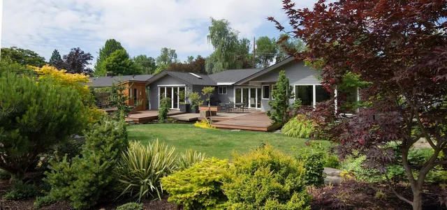 Plantings and landscape design