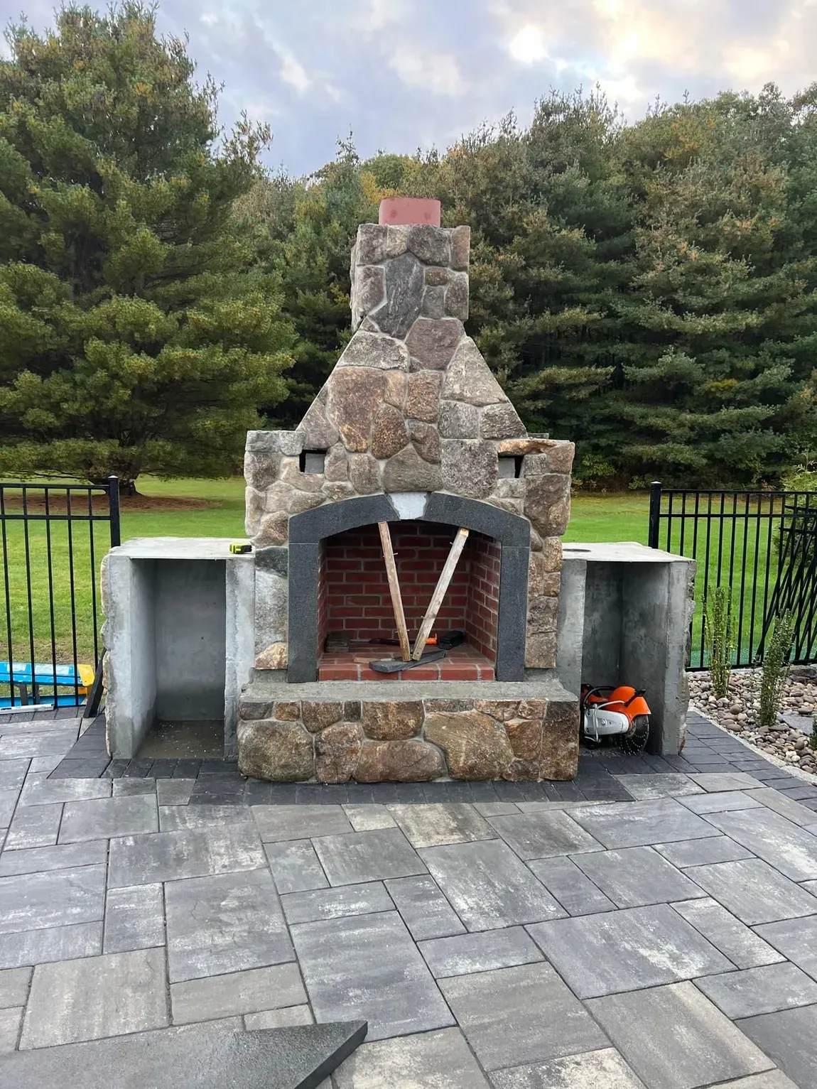 work photo from leandrolandscapema.com