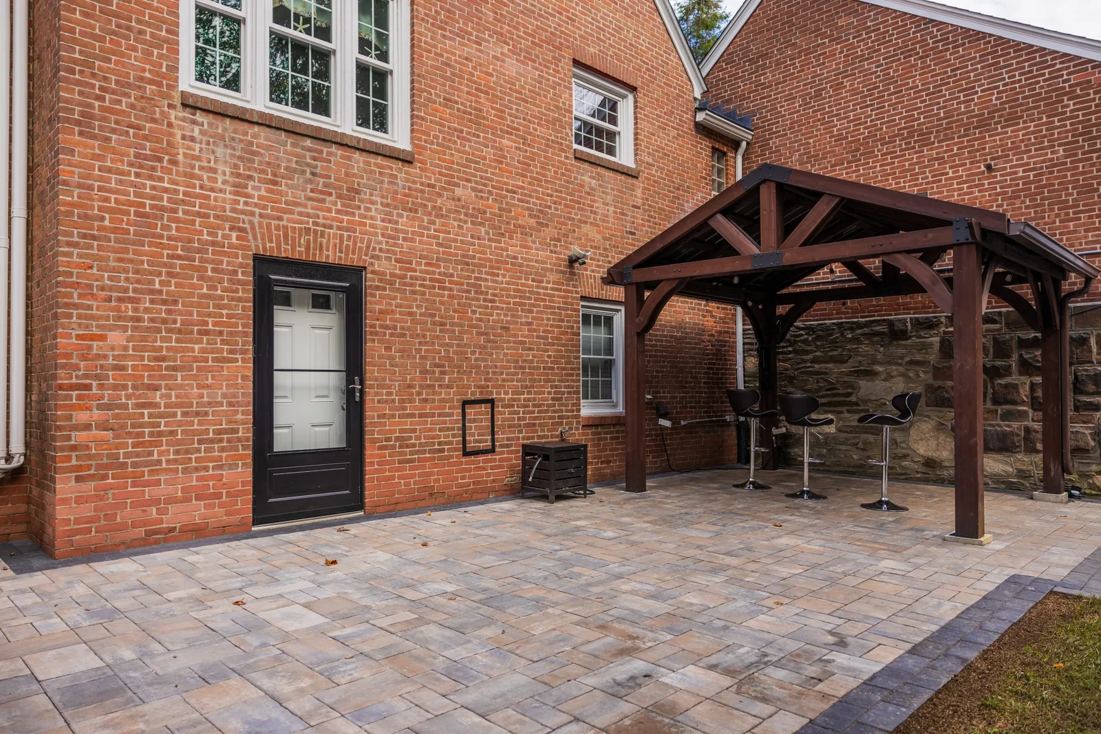 work photo from dolanlandscaping.com