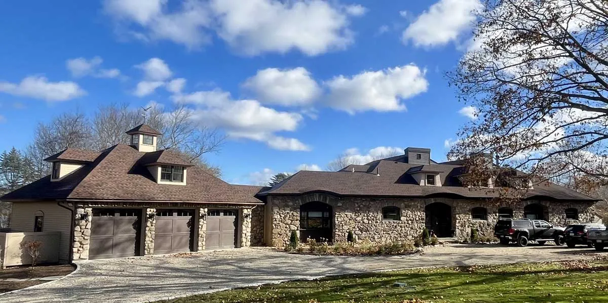Contractor in Glouster