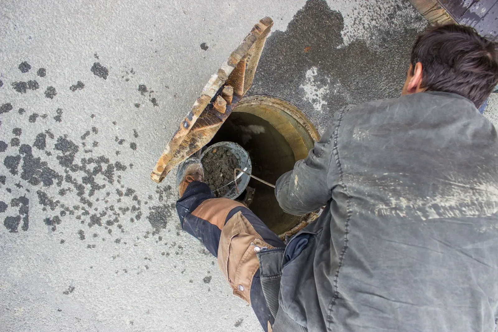 Cleaning out a septic system in Belchertown, MA