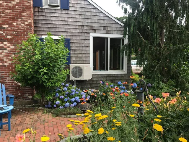 work photo from seabreezeheatingandcooling.com