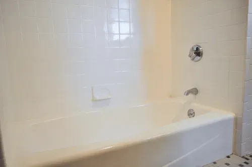 After bathtub refinishing project in Massachusetts