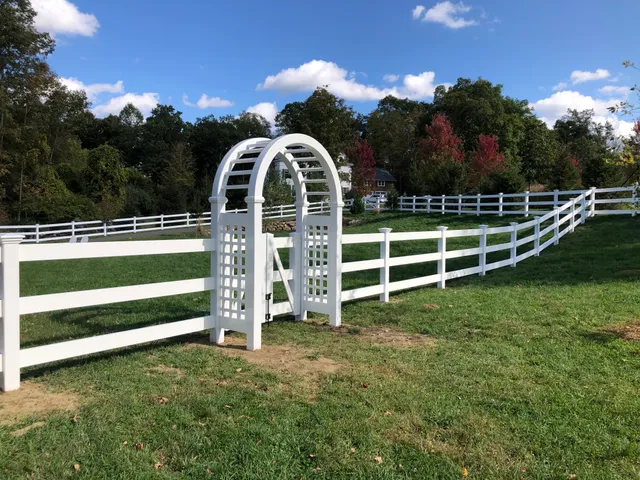 Young's Fencing work photo