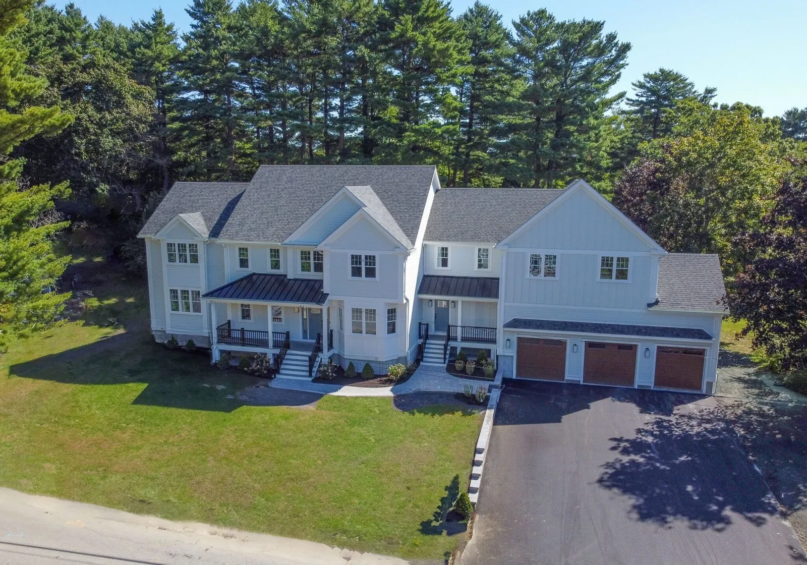 21 Pine Aerial photo