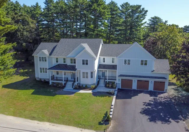 21 Pine Aerial photo