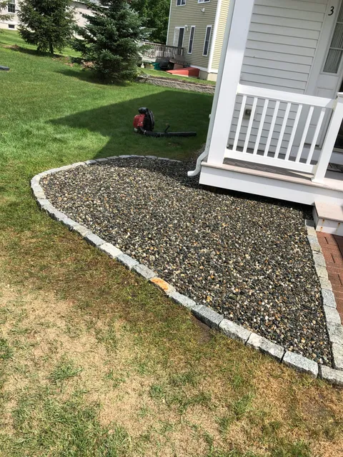 work photo from lincolngrovelandscape.com