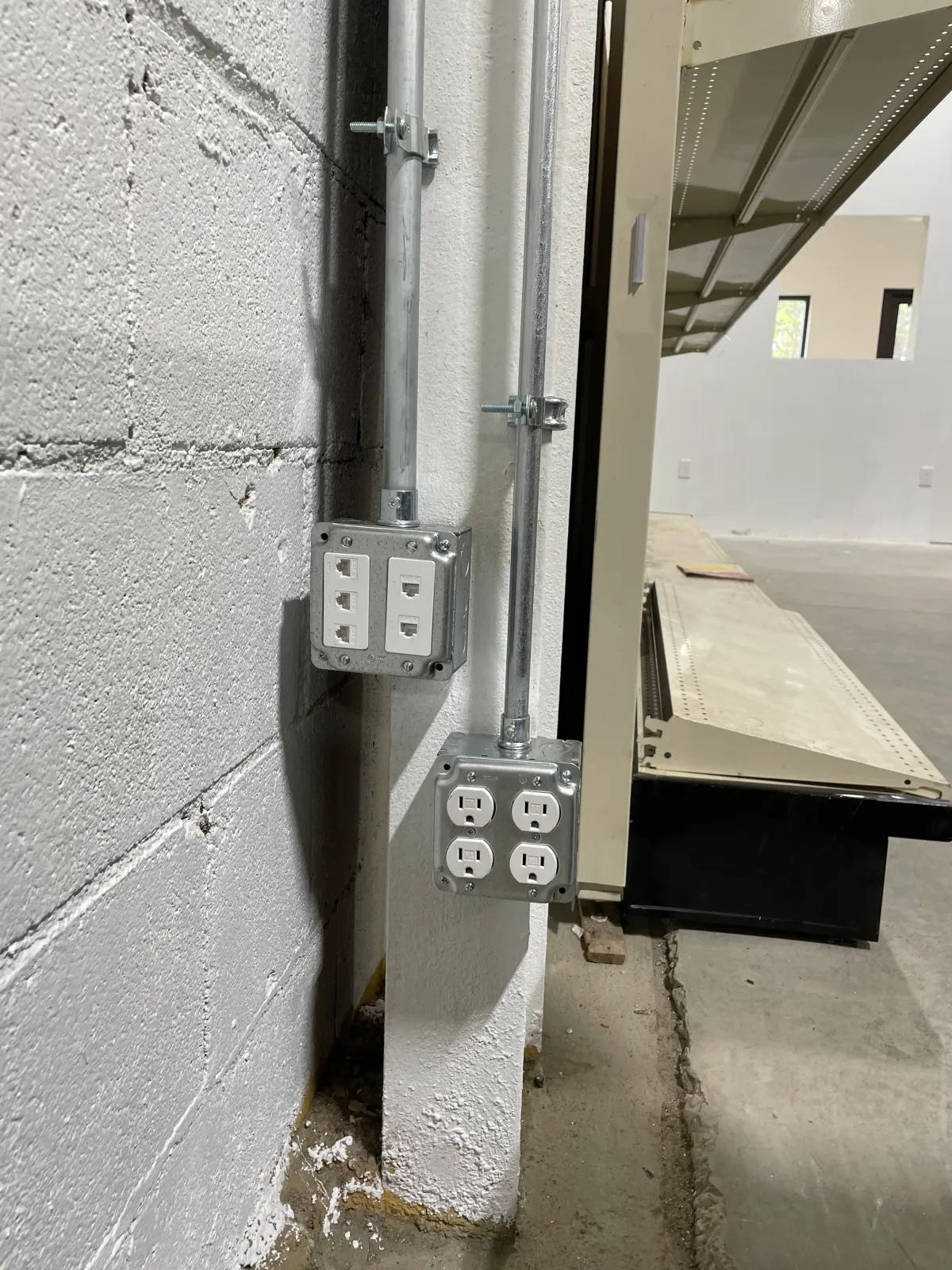 outlet installation